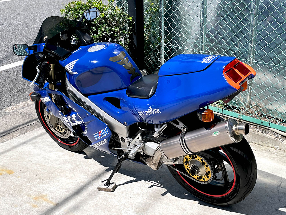 HONDA RVF400 NC35 – 京都のバイクショップSPEC-M（スペックエム