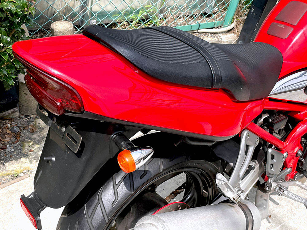 バンディット400 マフラー 33D0 スズキ 純正  バイク 部品 GK7AA 修復素材やカスタム素材に 車検 Genuine:22203094